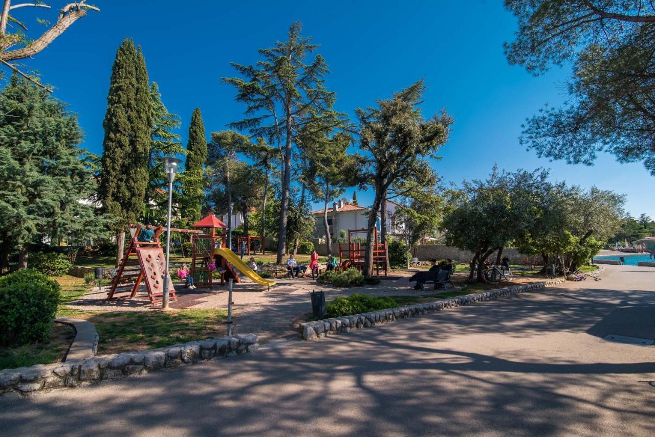 Apartments House Pinezic Malinska Εξωτερικό φωτογραφία