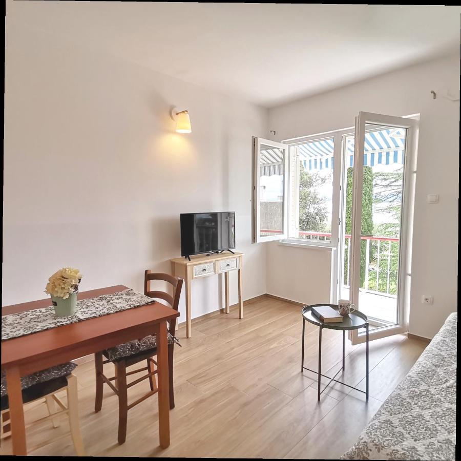 Apartments House Pinezic Malinska Εξωτερικό φωτογραφία