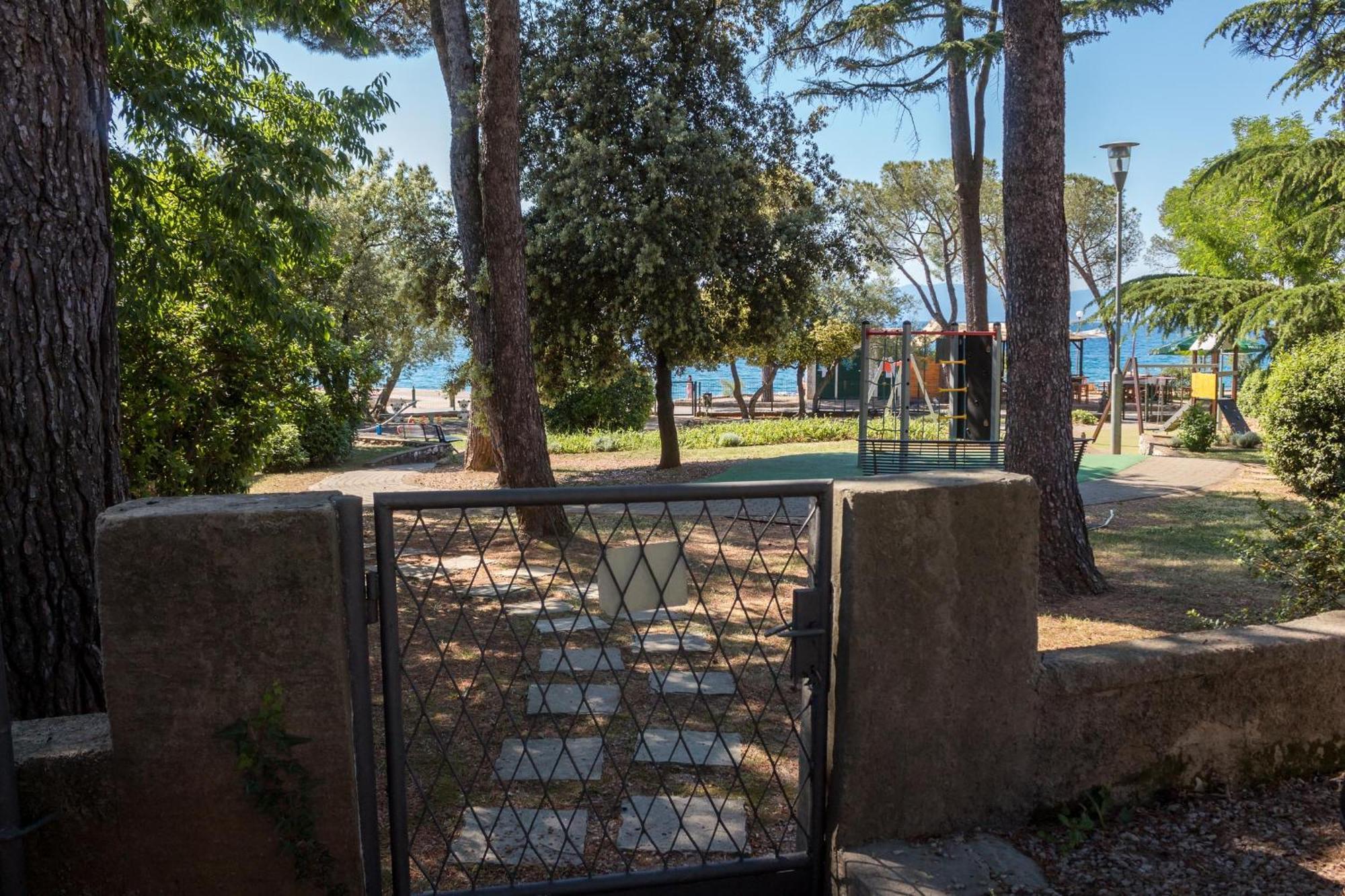 Apartments House Pinezic Malinska Εξωτερικό φωτογραφία