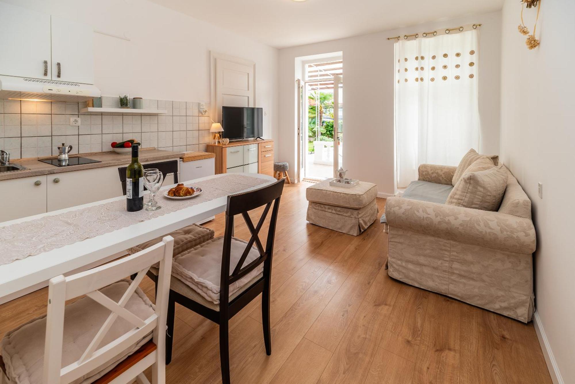 Apartments House Pinezic Malinska Εξωτερικό φωτογραφία
